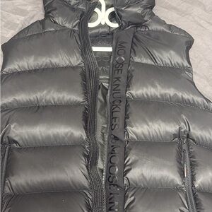 Moose Knuckles Charcoal Puffer Jacket